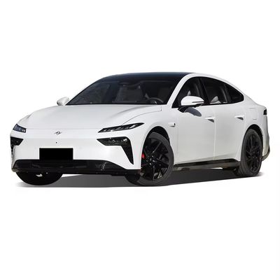 İyi bir fiyat. Yüksek Hızlı Saf Elektrikli Sedan Dongfeng Yipai 007 5 Kapılı 5 Koltuklu Vücut Yapısı ve 2915 mm Tekerlek Arası çevrimiçi