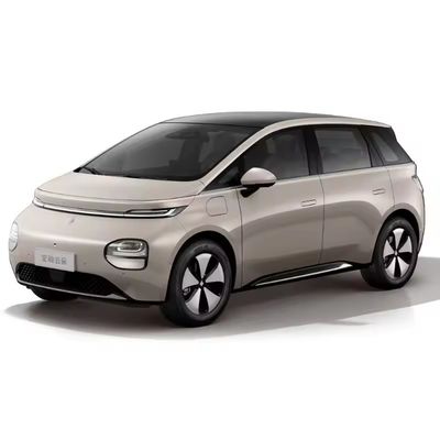 İyi bir fiyat. Wuling Baojun Bulut Elektrikli Arabalar, 460 km menzile sahip ve Lityum Demir Fosfat Pil. çevrimiçi