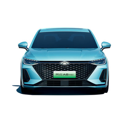 İyi bir fiyat. 4780*1843*1487 mm boyutları olan kompakt seviye Chery Fulwin A8 plug-in hibrit elektrikli araç çevrimiçi