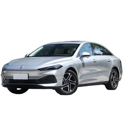 İyi bir fiyat. Vücut yapısı 4 kapılı 5 koltuklu SEDAN PLUG IN HYBRİD ROEWE D7 DMH BIG Energy Vehicle tarafından üretilen elektrikli araba çevrimiçi