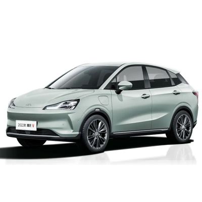 İyi bir fiyat. Sol El Sürücüsü Neta V 2022 Tide 400 Lite Lityum Demir Pil ve 2420 Tekerlek Arası ile Uygun Fiyatlı Çinli Elektrikli Araba çevrimiçi