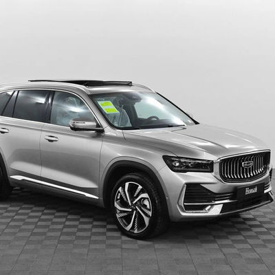 İyi bir fiyat. Geely Xingyue L Monjaro Benzin Arabası 2.0T 4WD AWD Top Edition 2023 Rusya'ya Hazır Özbekistan Kazakistan Müşterileri çevrimiçi