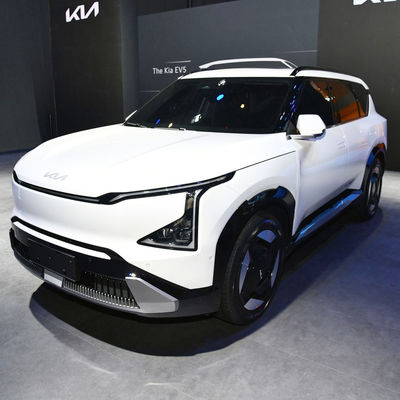 İyi bir fiyat. 2023 KIA EV5 Sol El Sürücüsü 5 Koltuklu Lüks SUV Elektrikli Araba 700km Uzun Menzilli ve Hızlı 27 Dakikalık Şarj Süresi çevrimiçi