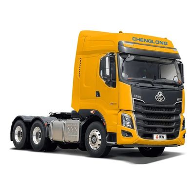 İyi bir fiyat. Kamyon başı Kamyonlar Traktör başı 2023 ESC Evet Özel renkler Kargo tankı Boyutu 8545*2496*3350 mm çevrimiçi