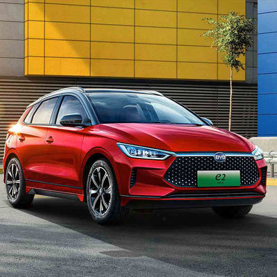 İyi bir fiyat. 2023 Byd e2 sedan Elektrikli Araba 400km menzilli 5 kişilik Hızlı araba Hızlı şarj 0.5 saat 80% Lityum Demir Fosfat Pil çevrimiçi
