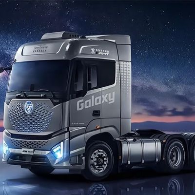 İyi bir fiyat. Foton Auman Galaxy Crossing Sürüm 580hp 6X4 AMT traktörü 5 ileri vites numarası ve gelişmiş ISG12E5/4/3 motoru ile çevrimiçi