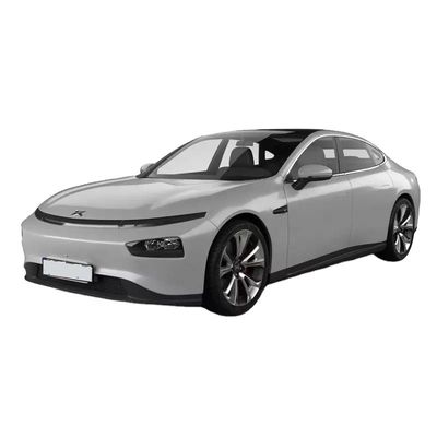 İyi bir fiyat. Verimlilik 12.5 kWh / 100 km 2023 P7 Süper Elektrikli Spor Arabası Yüksek Hız 170km/h ve Boyut mm 4880*1896*1450 çevrimiçi