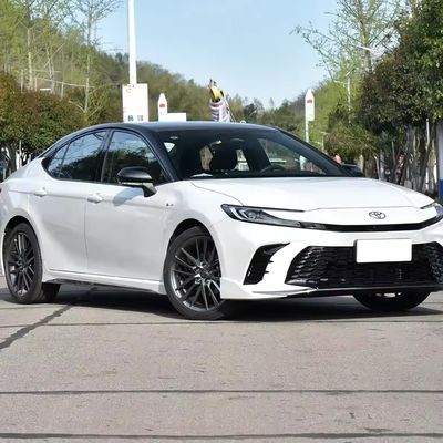 İyi bir fiyat. 2023 Toyota Camrys Sol El Sürücüsü Hibrit Arabaları Beyaz ve Siyah ile 1555kg'lık Ağırlıklı Araçlar çevrimiçi