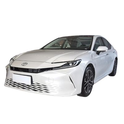 İyi bir fiyat. 2024 Toyota Camry 2.0L Spor Artı Hibrit Sedan FWD Sol El Sürüş Tek Motorlu 4915*1840*1450 Çin Pazarları için çevrimiçi