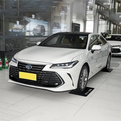 İyi bir fiyat. FAW To-yota Avalon 2.0L Turbo progressive CVT 2023 otomobilleri sedan 4 tekerlek 4 kapı 5 koltuk ön ve arka 4 radar çevrimiçi