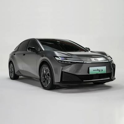 İyi bir fiyat. Yeni Toyota BZ3 18 inç lastikler 6 hava yastığı 4 sürüş modu uzun dayanıklılık 616km premium sürüm 65.3kWh ev araba bataryası çevrimiçi