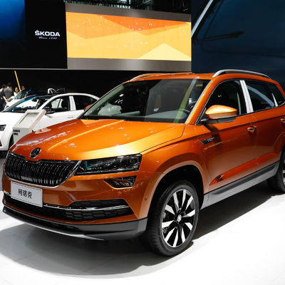 İyi bir fiyat. SKODA KAROQ Kullanılmış Arabaları Online 2023 Satış Araç Pazarı Benzin Motoru ve Sol El Sürücüsü çevrimiçi